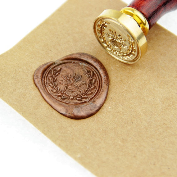 Bee Wreath Wax Seal Stamp/Christmas gift/wedding wax seals/ invitation seals--WS139